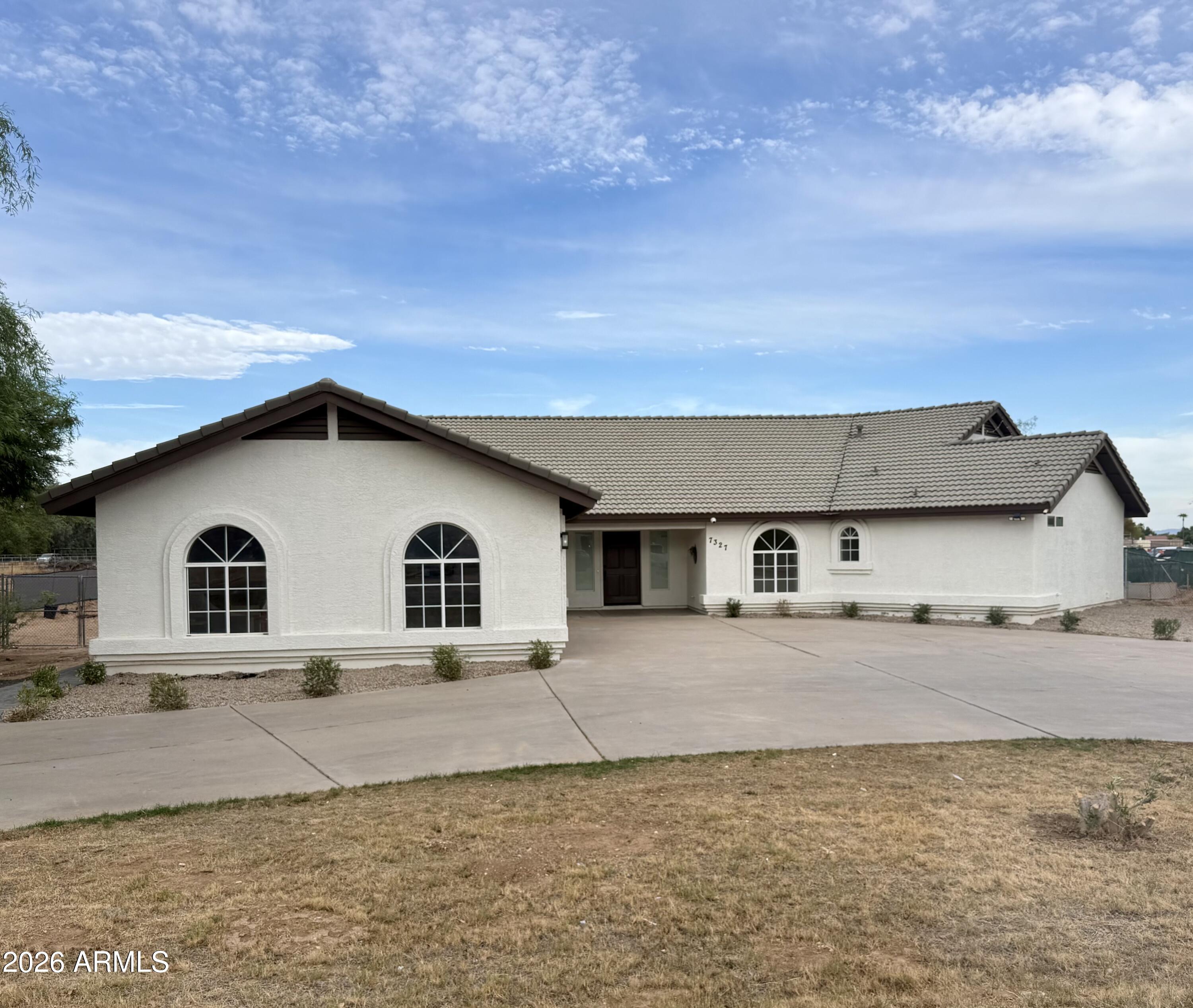 7327 N 185TH Avenue, Waddell, AZ 85355