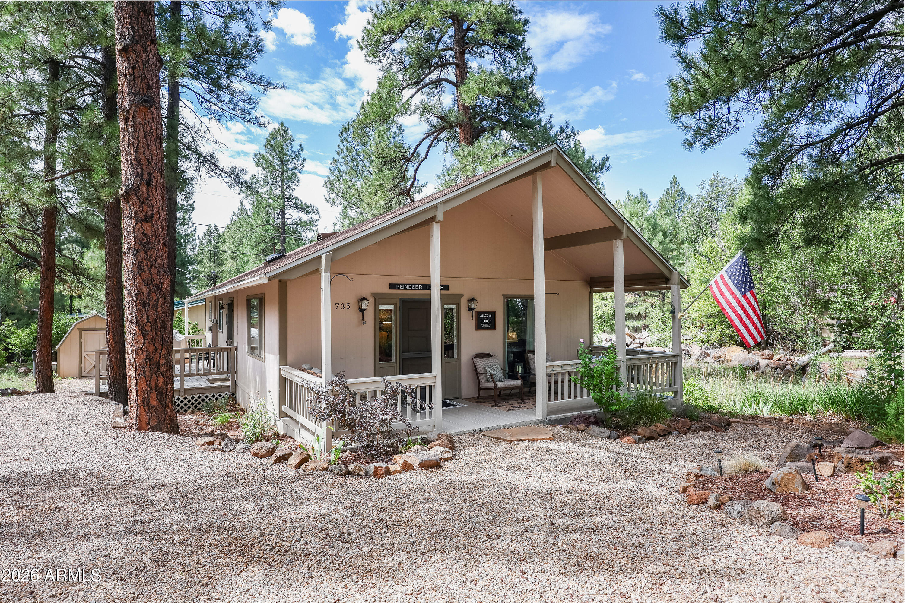 735 E REINDEER Drive, Munds Park, AZ 86017