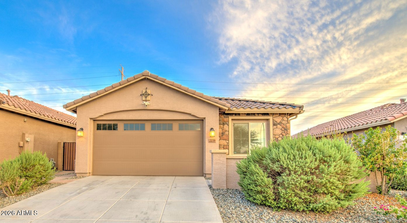 2239 W Donner Drive, Phoenix, AZ 85041
