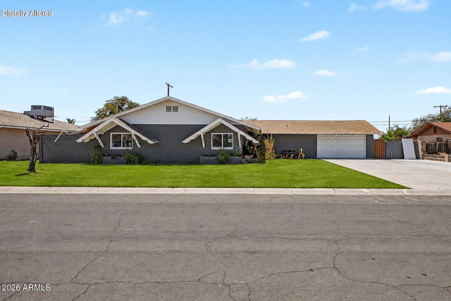 6017 W MEDLOCK Drive, Glendale, AZ 85301