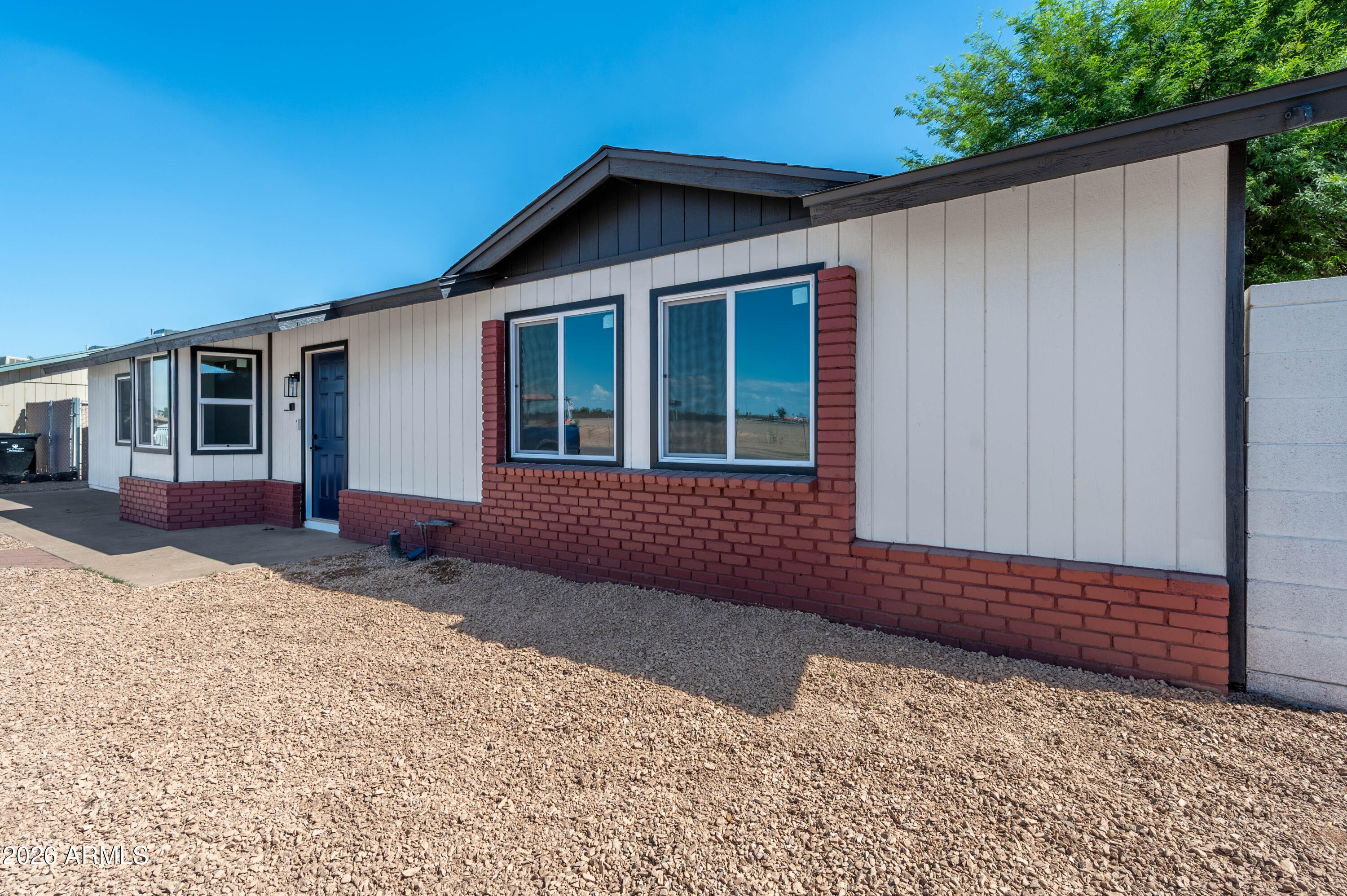 6407 W ROOSEVELT Street, Phoenix, AZ 85043