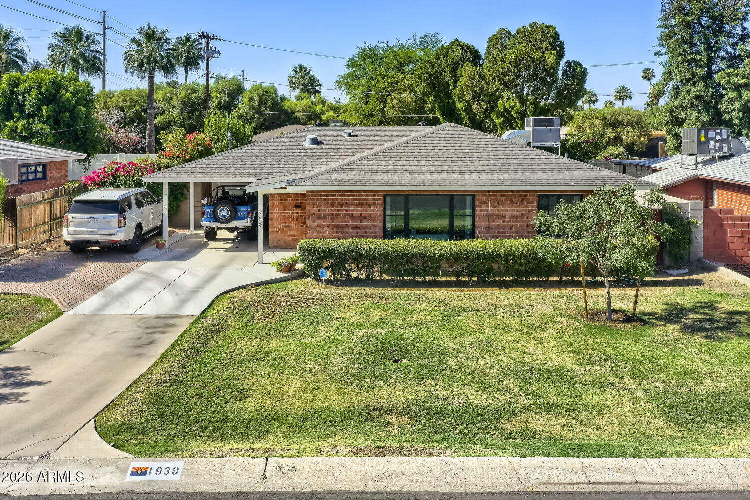 1939 E SOLANO Drive, Phoenix, AZ 85016