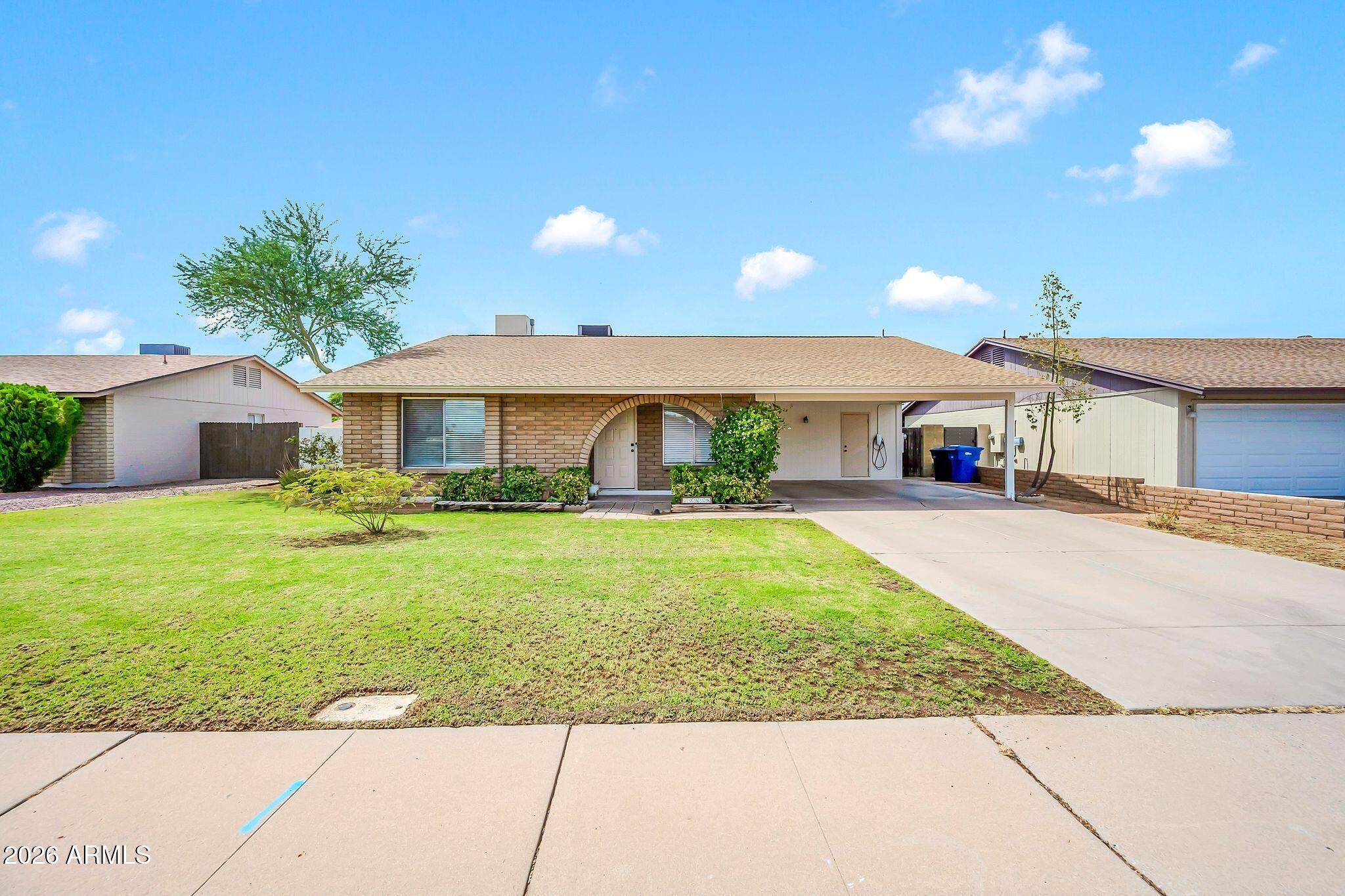 2535 E HOPI Avenue, Mesa, AZ 85204
