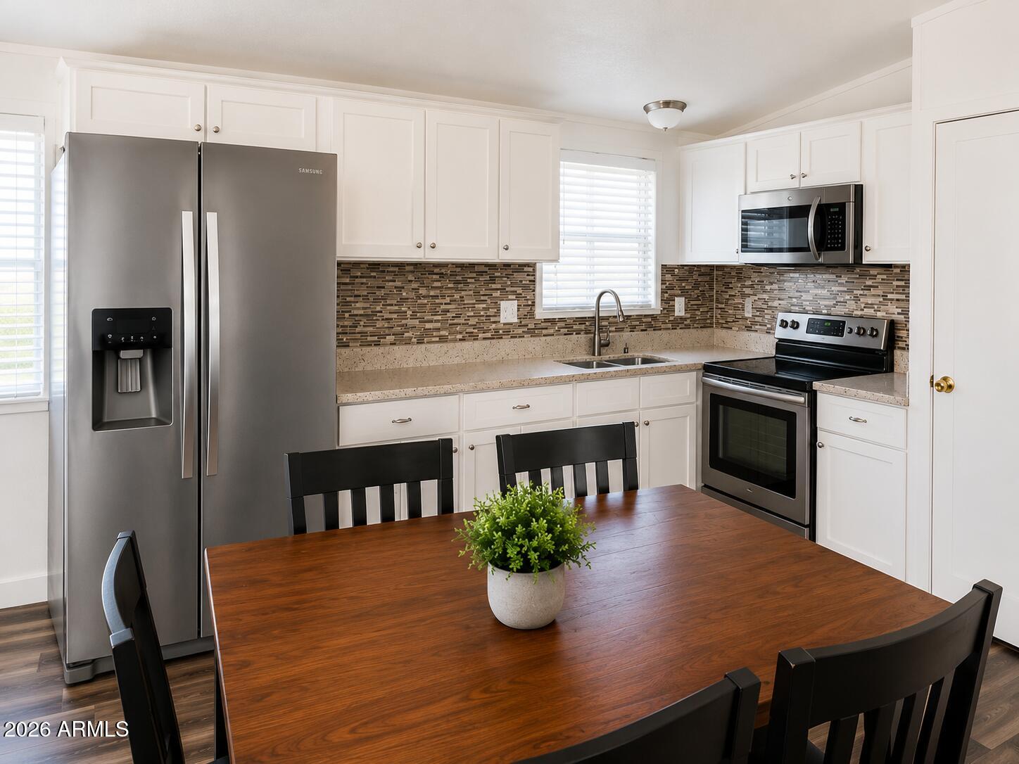 156 N HAWES Road 60, Mesa, AZ 85207