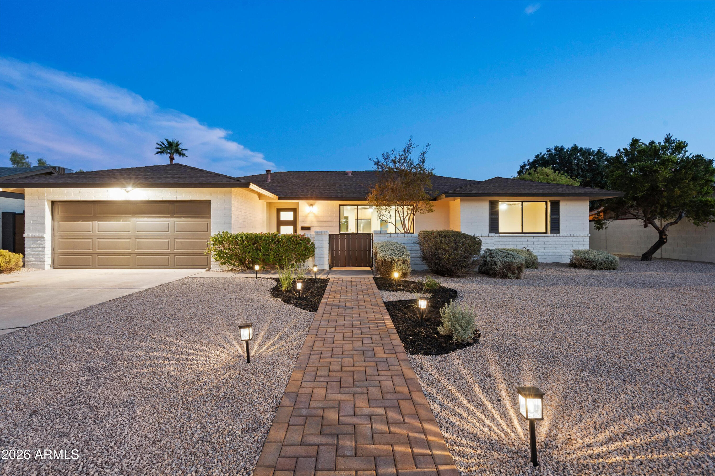 1019 E WATSON Drive, Tempe, AZ 85283