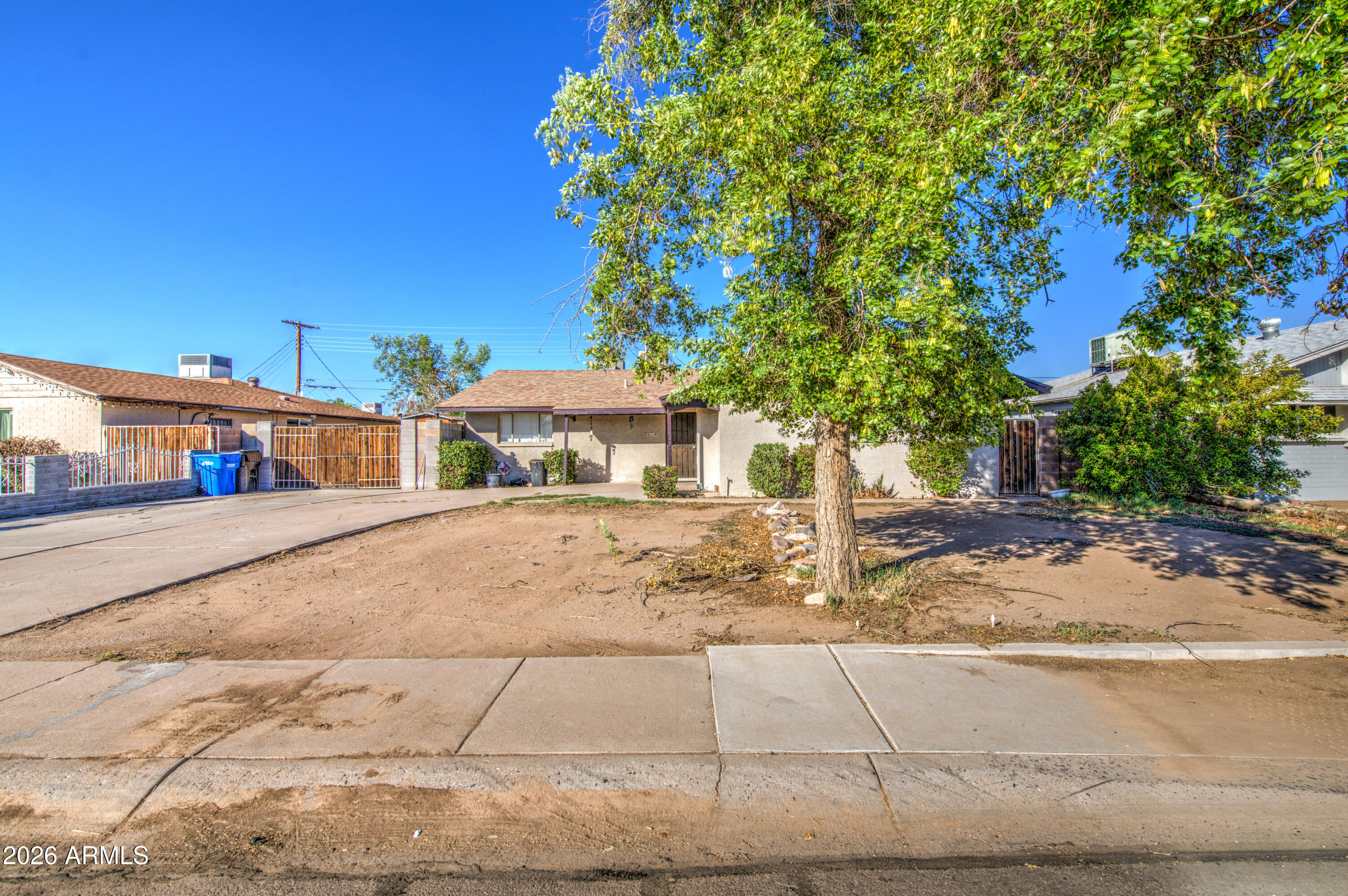 5014 W CATALINA Drive, Phoenix, AZ 85031