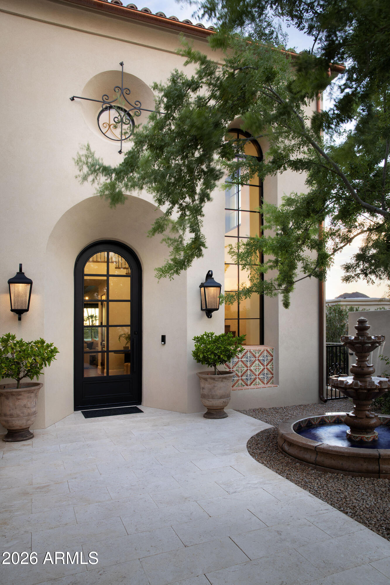 5830 N ECHO CANYON Lane, Phoenix, AZ 85018