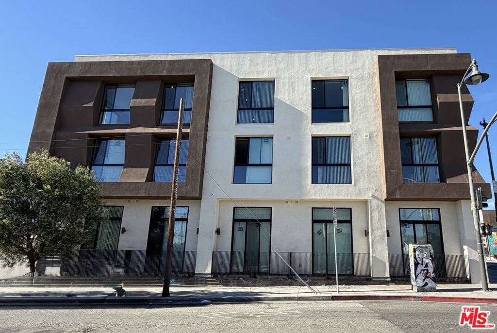1870 E 1st Street 202