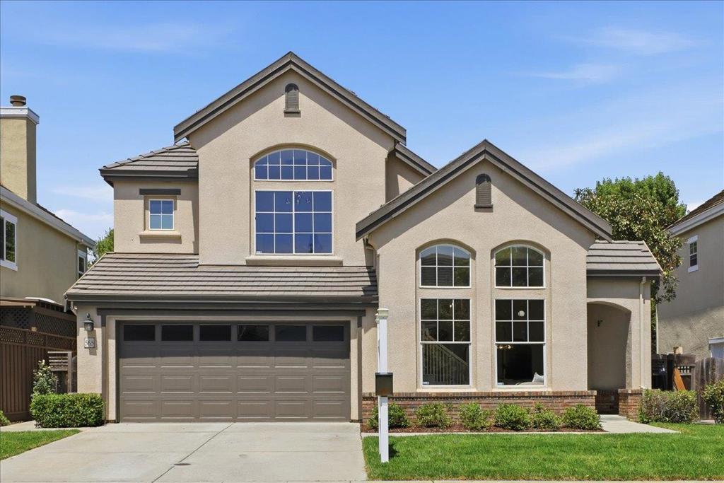 565 Cherrywood Drive