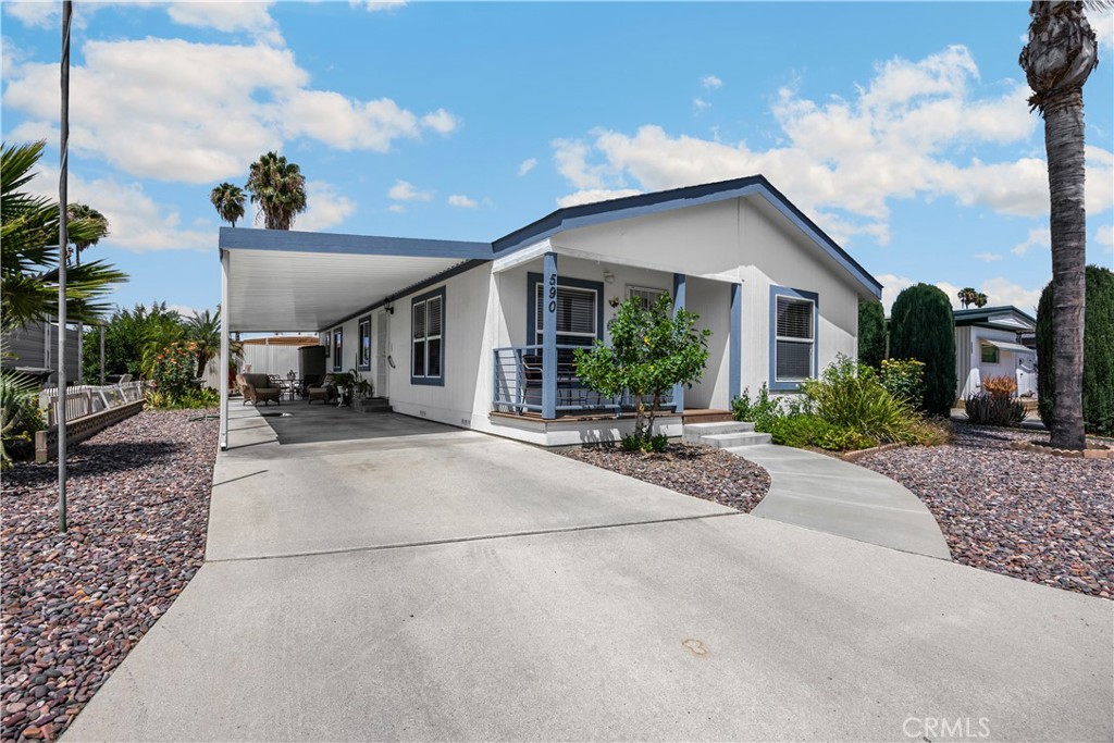 590 San Mateo Circle 1