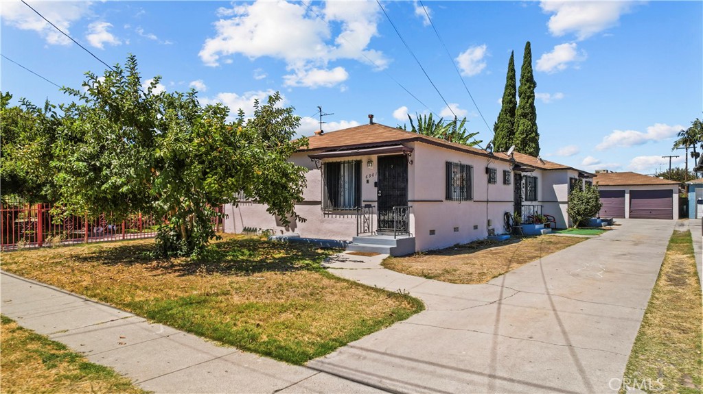 6901 San Luis Ave