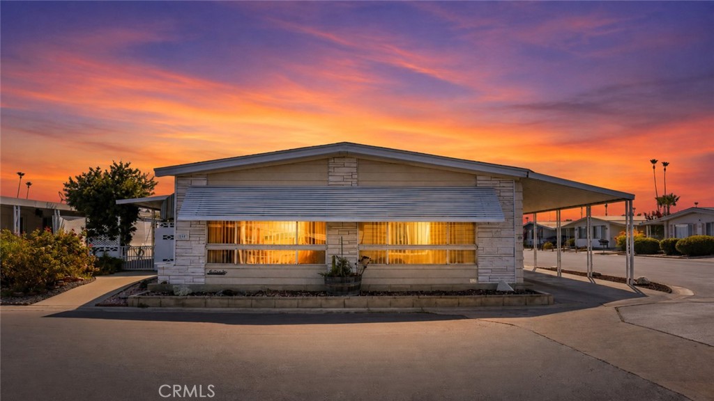 601 N Kirby St 85