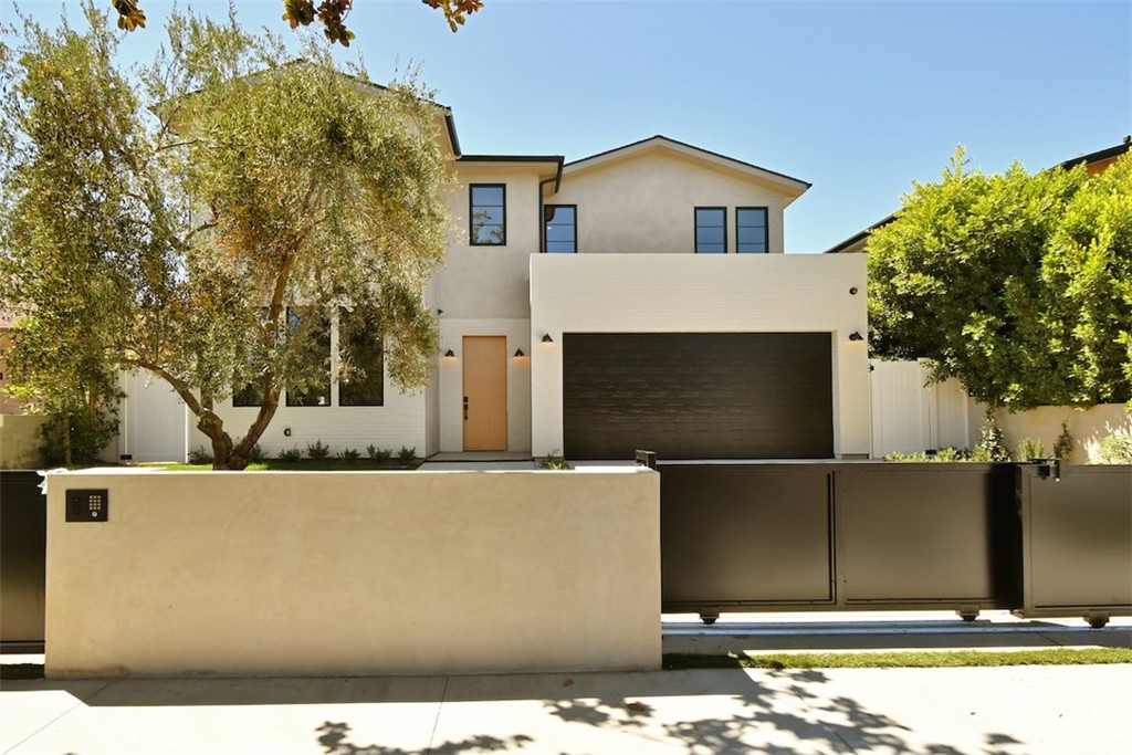 4433 Kraft Avenue