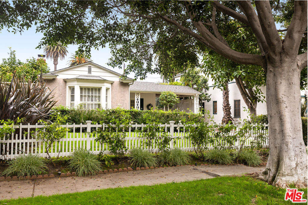 2222 Camden Avenue