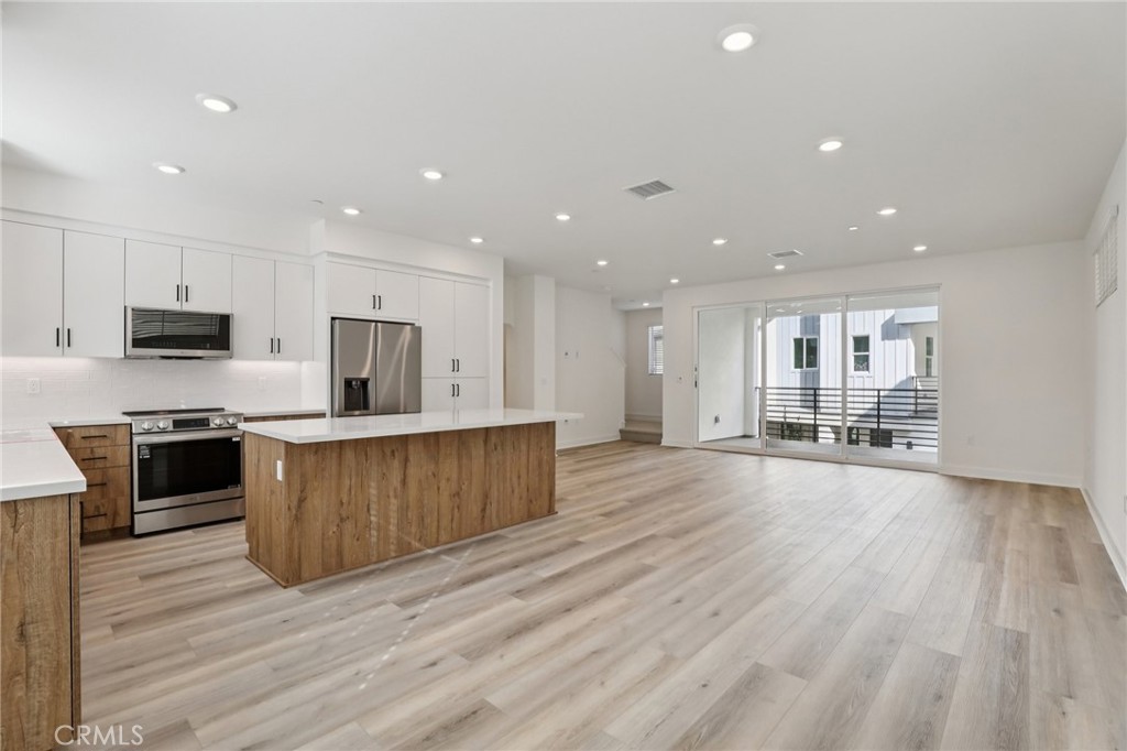 1693 Coral Sea Lane