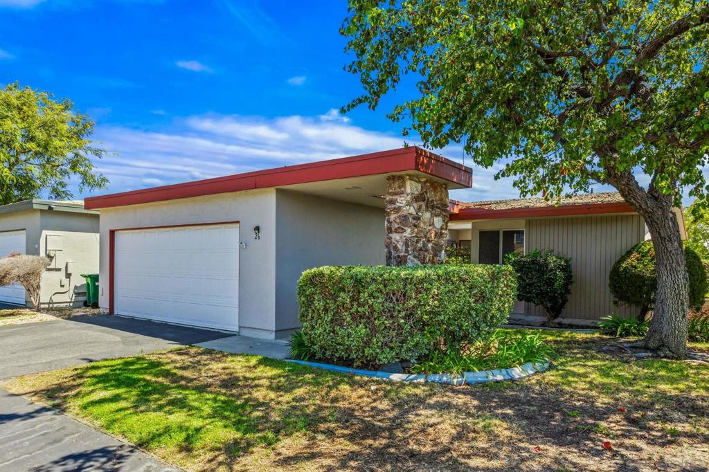 3808 Vista Campana 26