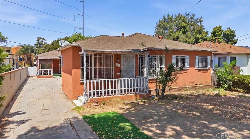 637 Hill Street