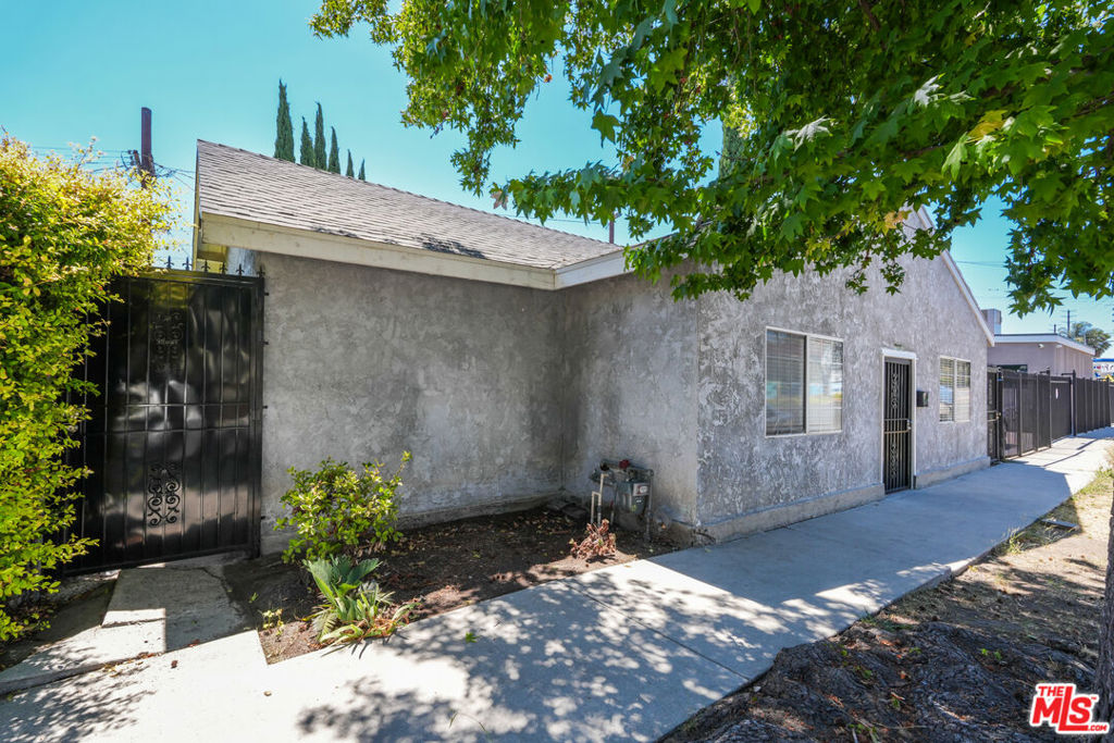 4424 Alumni Avenue