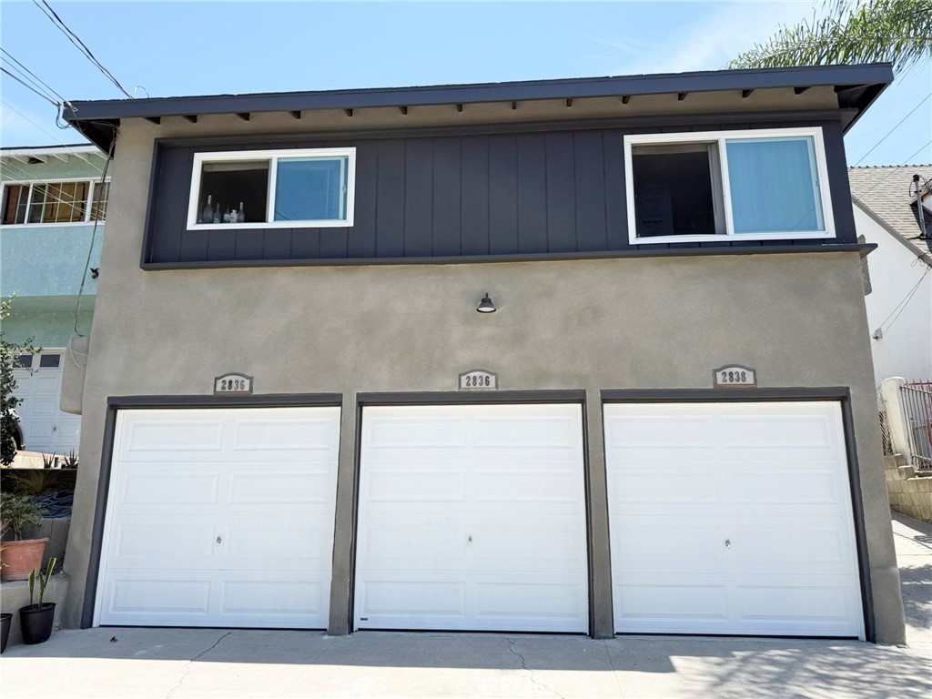 2836 Budau Avenue 2838