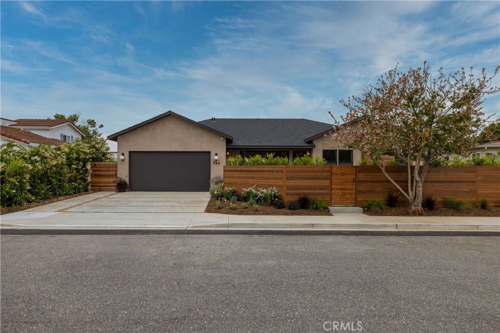 354 La Perle Lane
