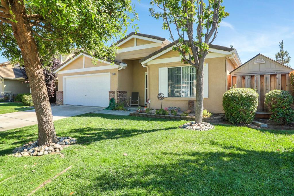 2560 Glenview Drive
