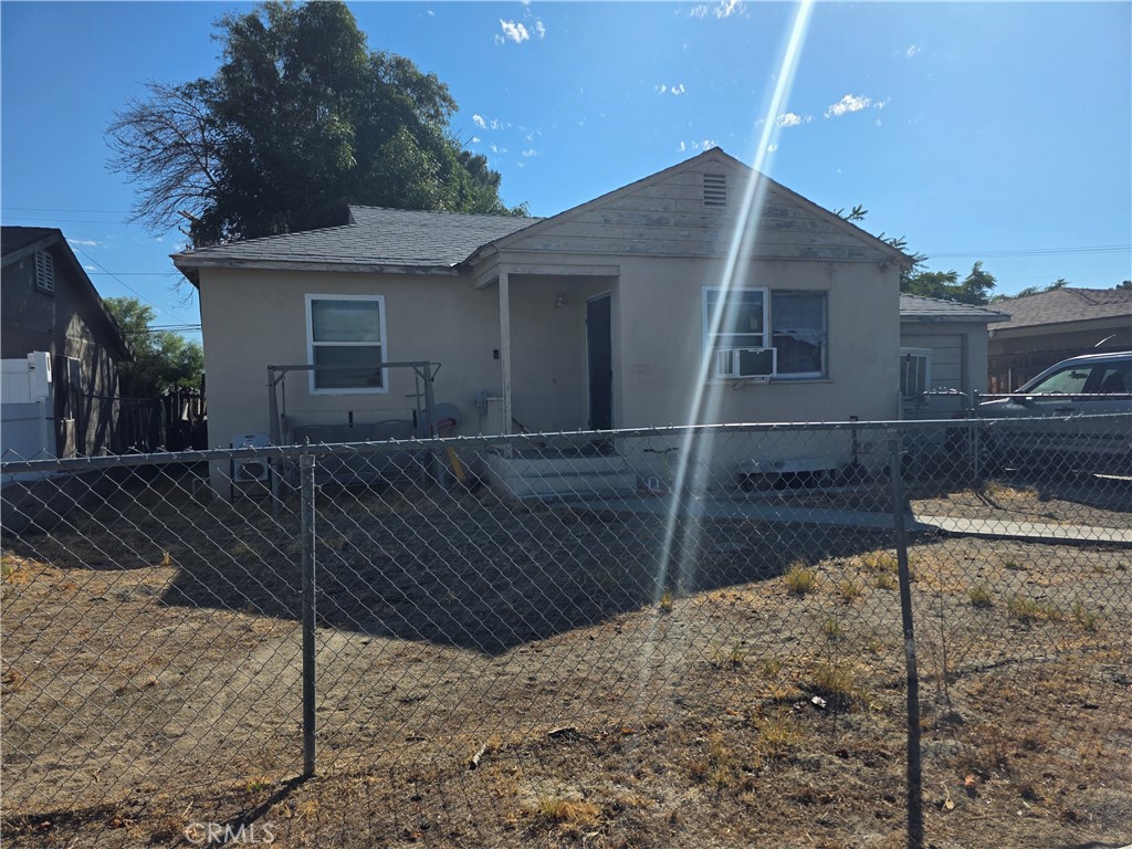 264 N Dillon
