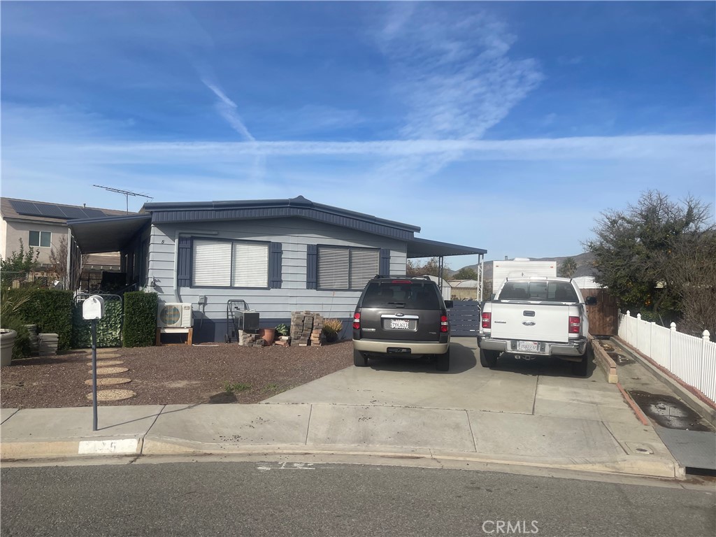 175 N Manzanita Court
