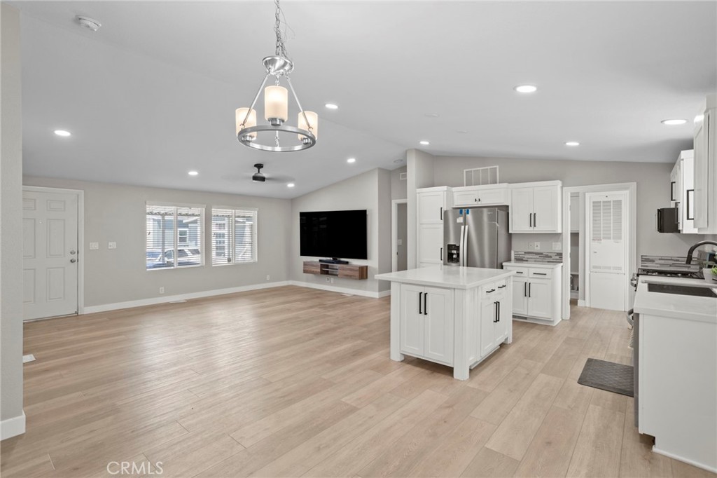 3030 Oceanside 56