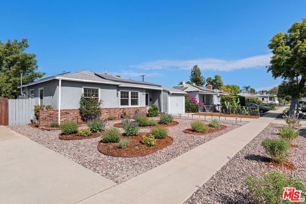 7253 Yolanda Avenue