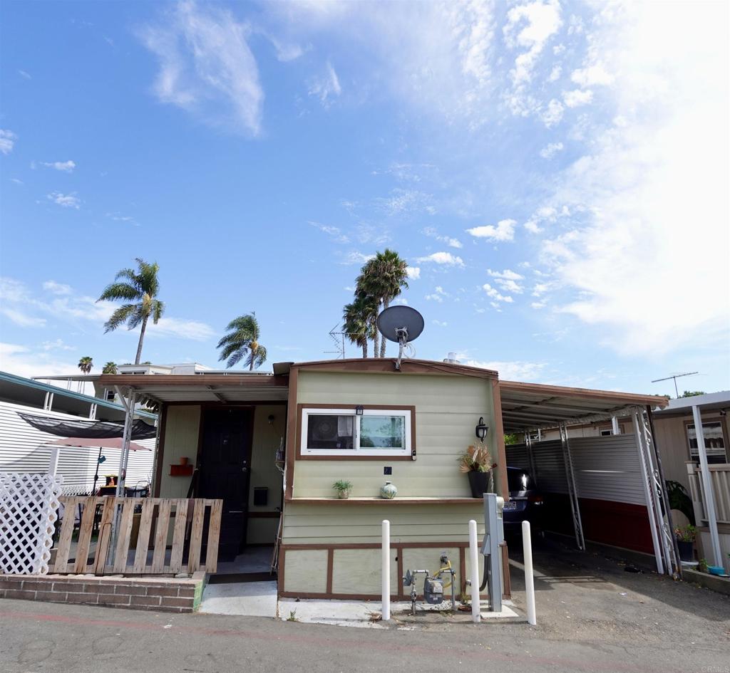 200 Olive Avenue 27