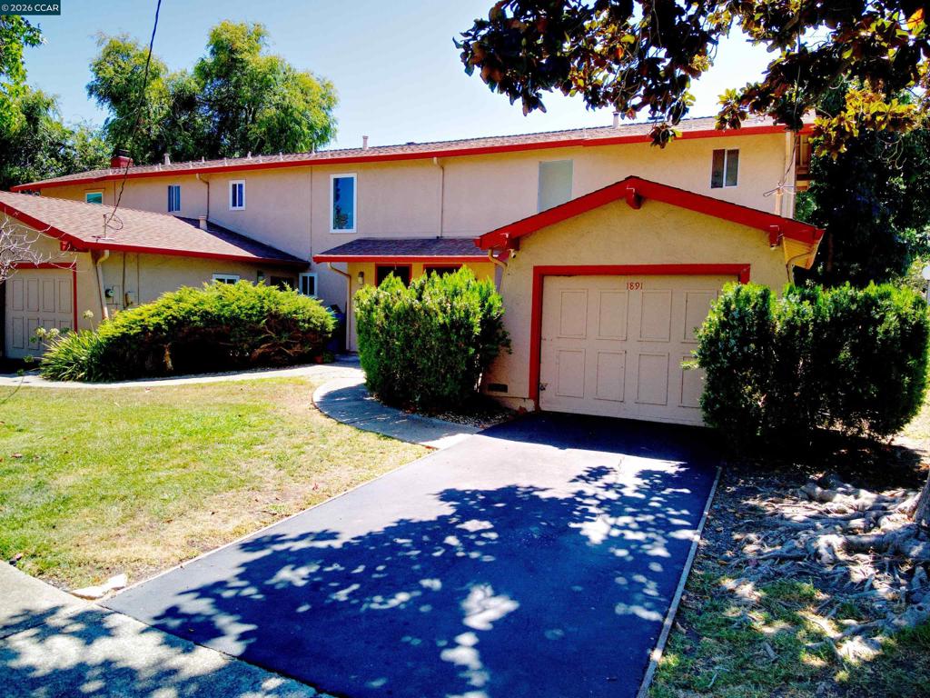 1891 Landana Dr C