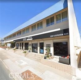 2100 N Sepulveda Boulevard 17