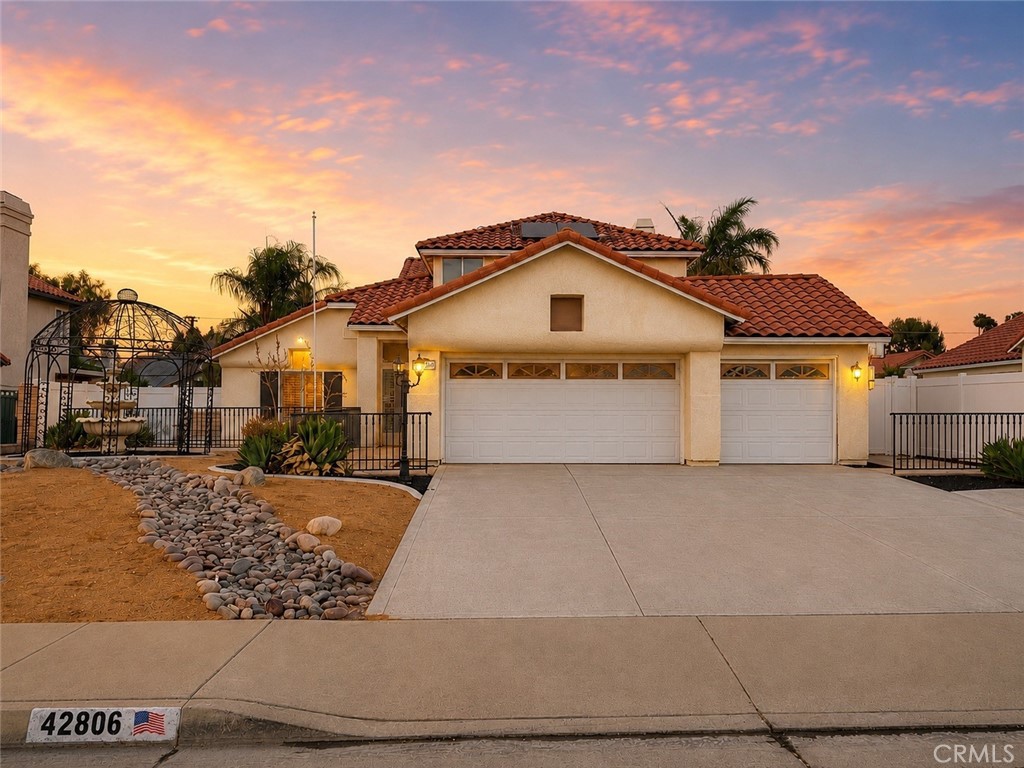 42806 Avenida Tigre