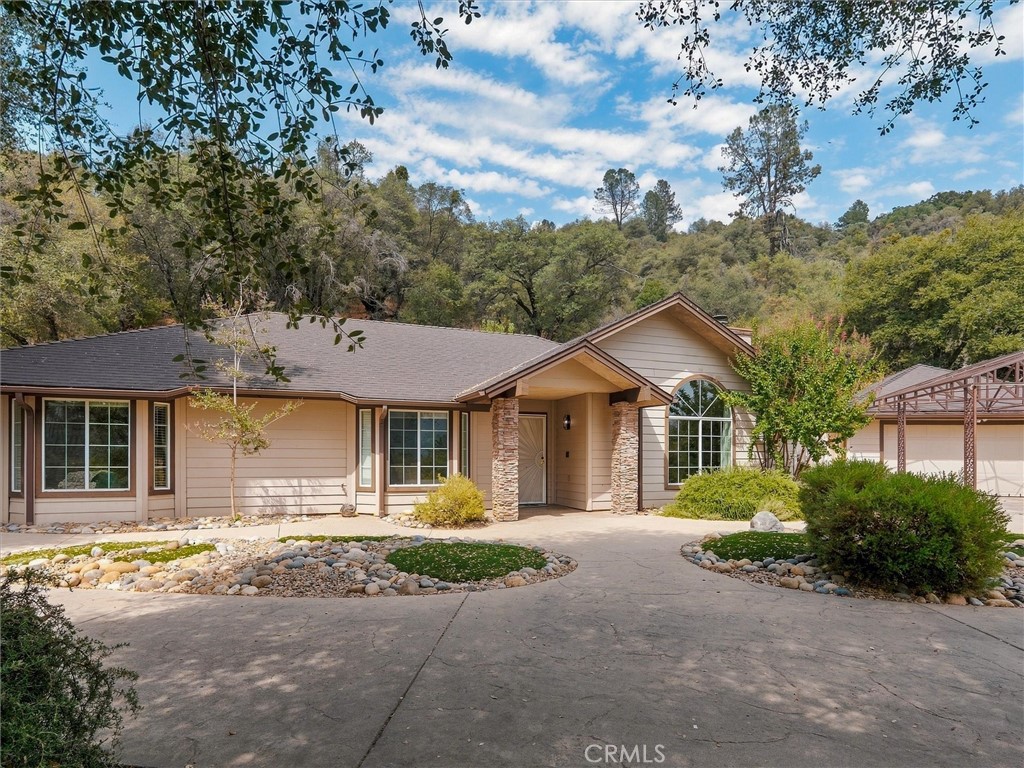 52171 Echo Valley View Court