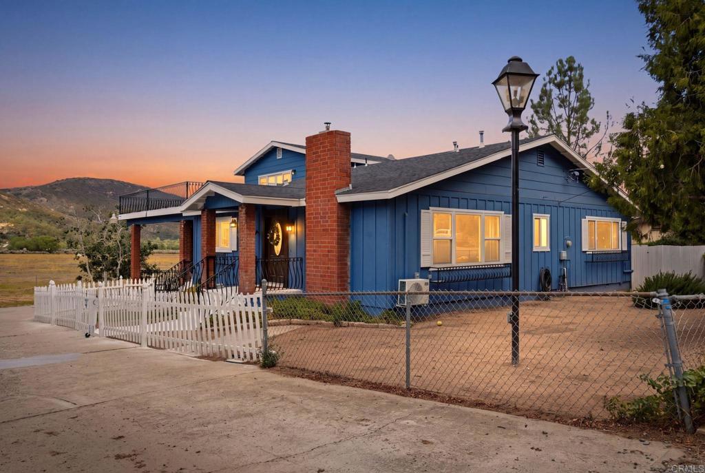 8218 Valley View Trail