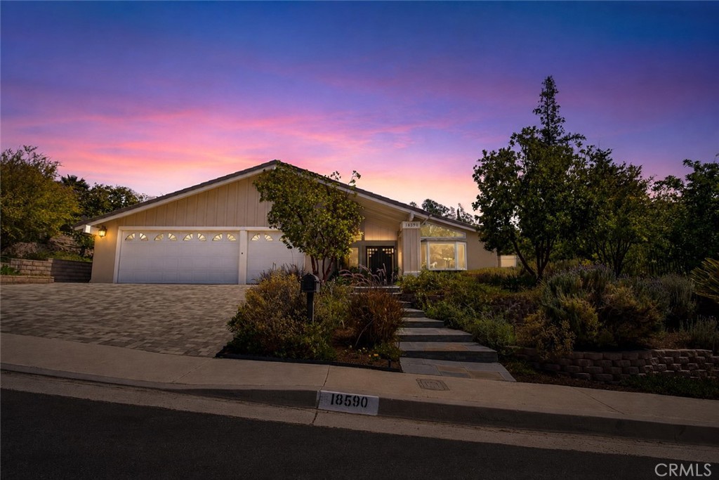 18590 Calle Vista Circle