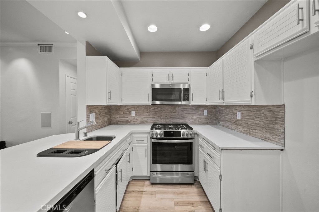 24123 Del Monte Drive 101
