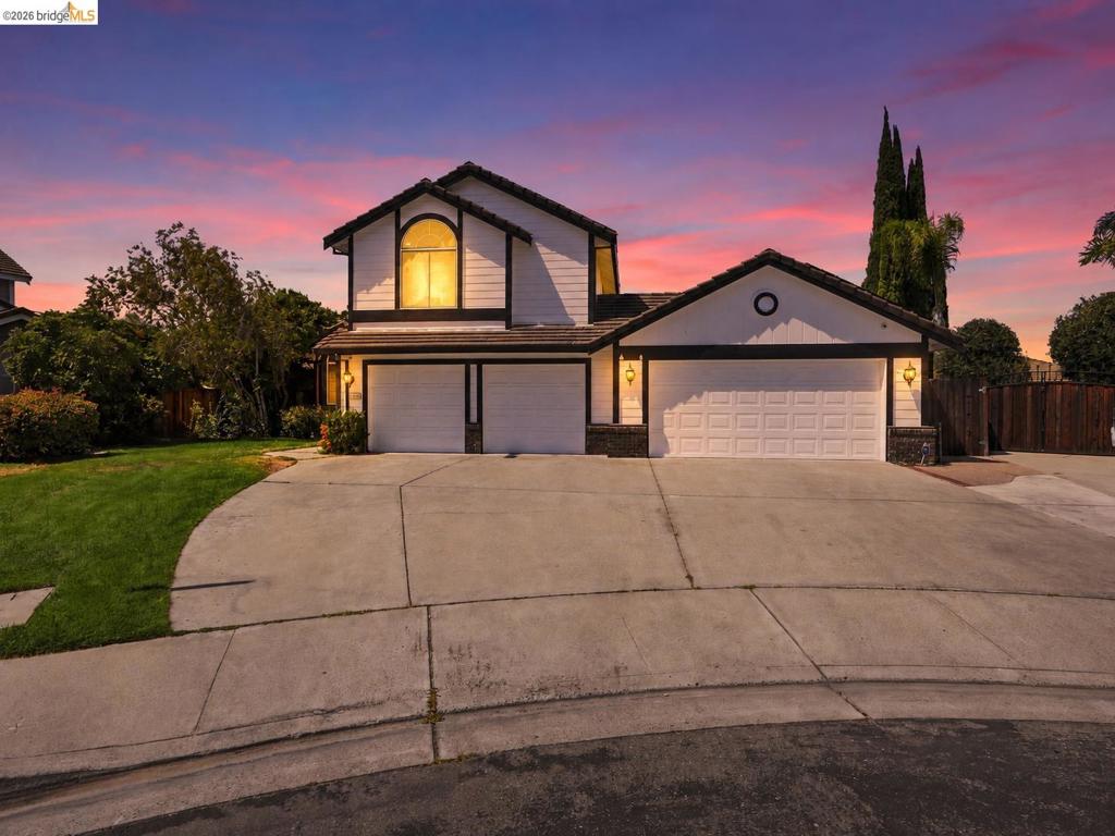 1529 Thistle Court