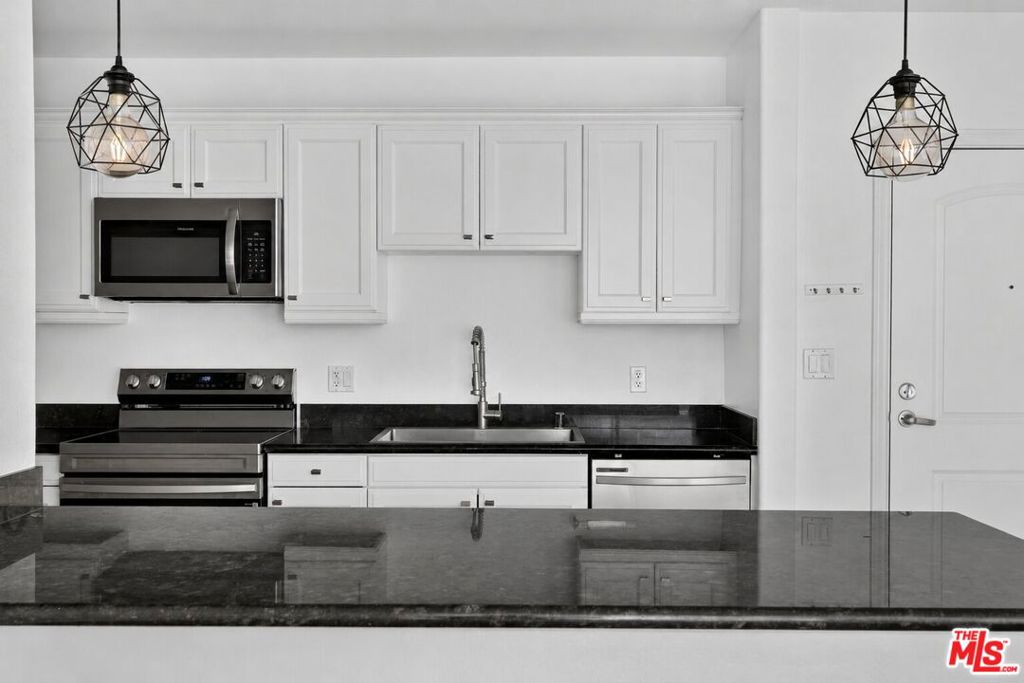 3740 Santa Rosalia Drive 326