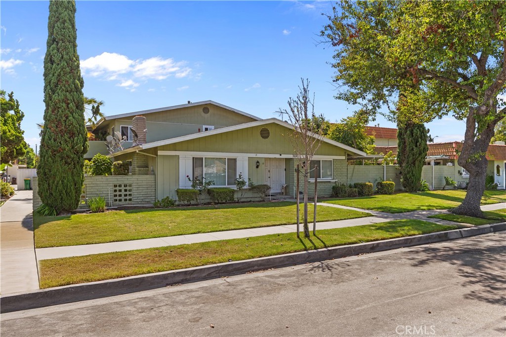 3102 Ginger Avenue