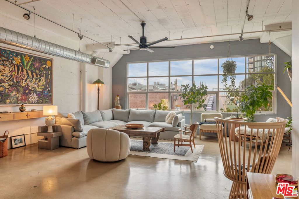 530 Molino Street 213