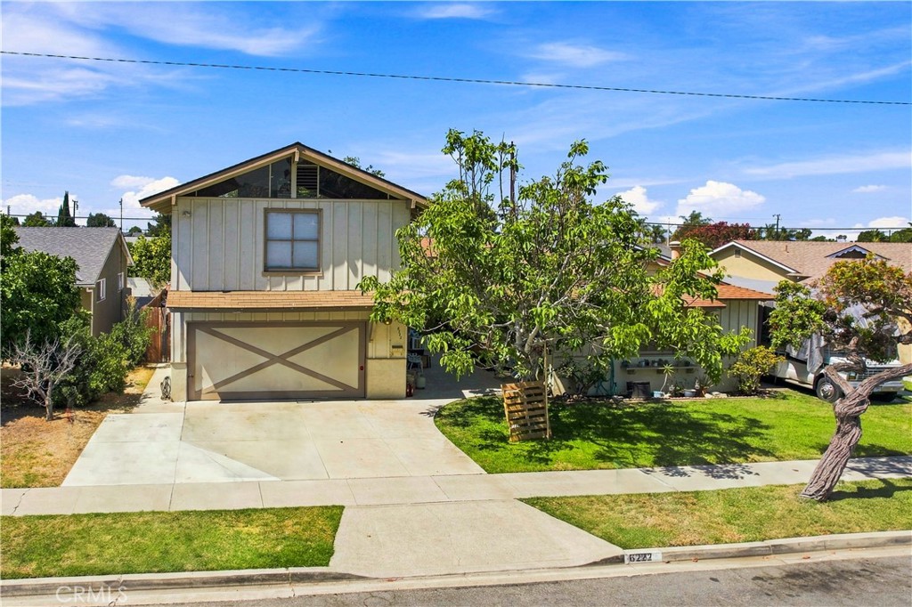 6222 Chickasaw Dr