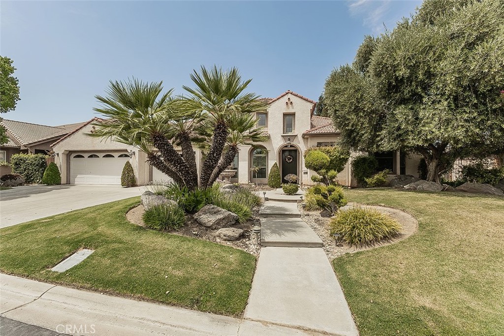 4477 N Quail Lake Drive