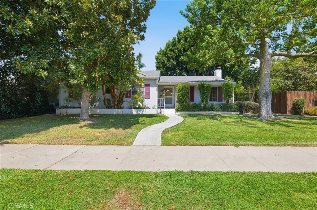 3411 Elmwood Court