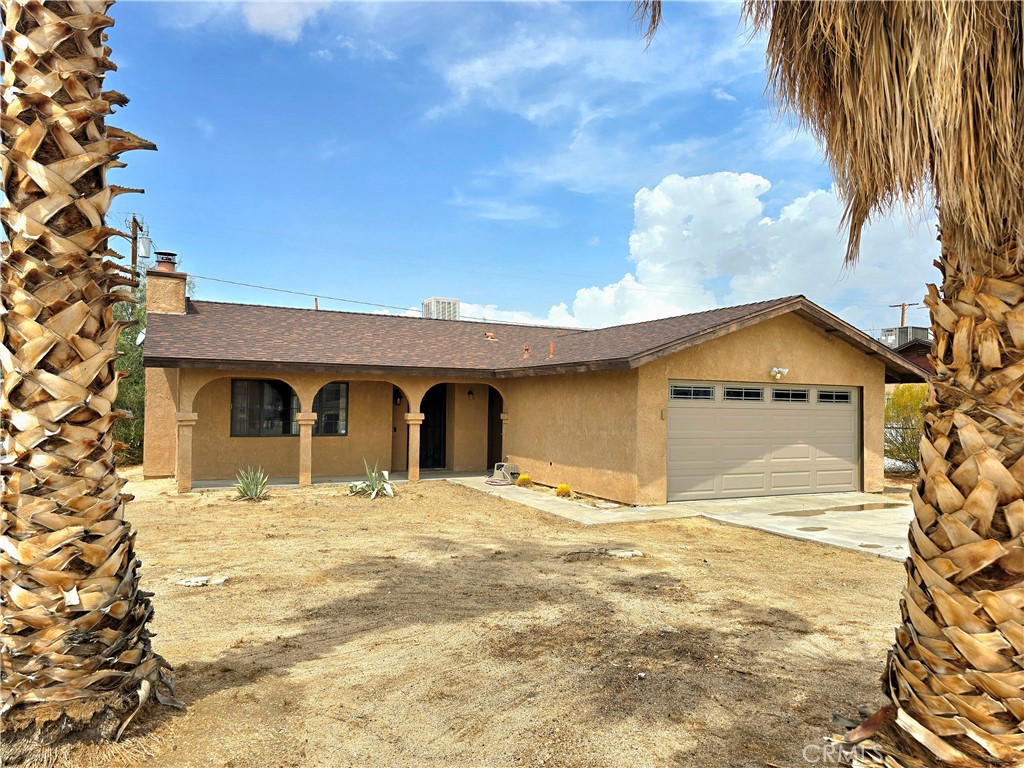 6142 Mariposa Avenue