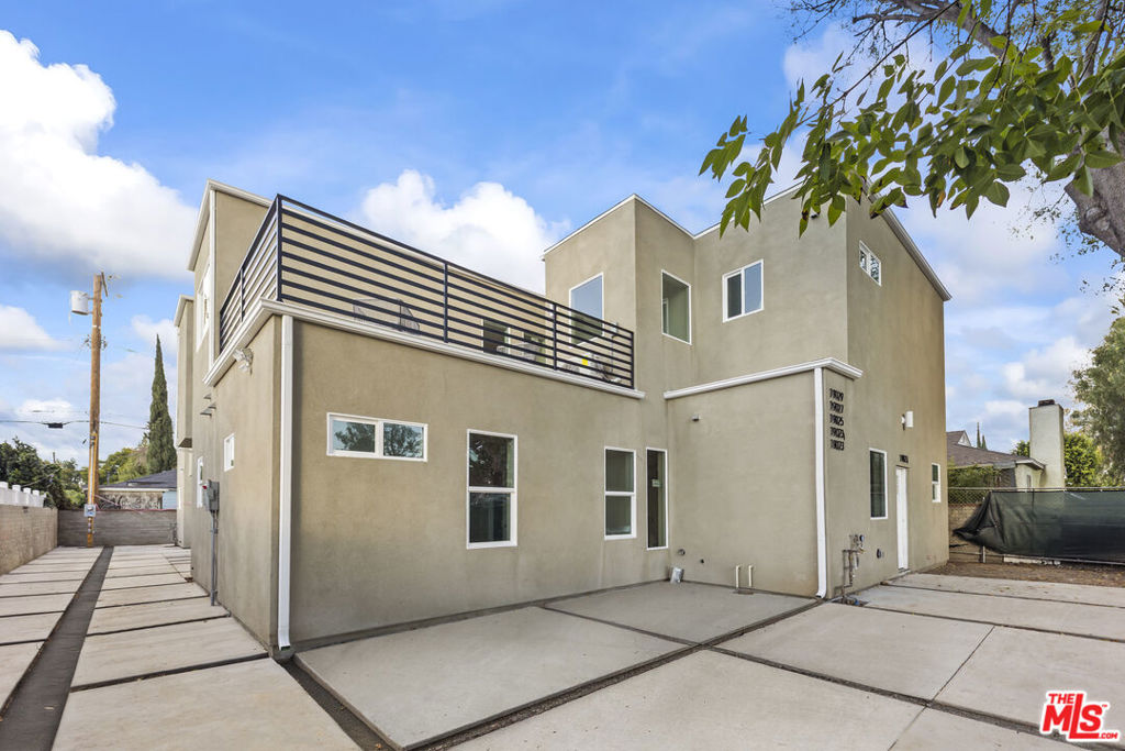 19025 Bassett Street