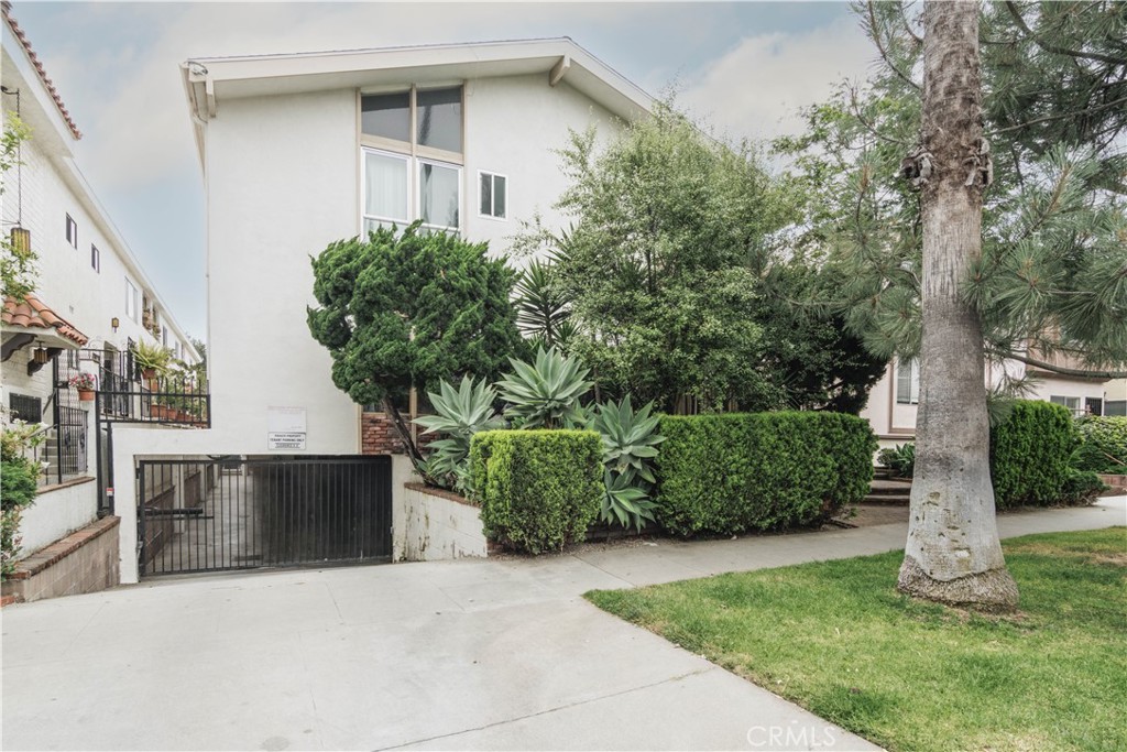 1122 9th Street 2