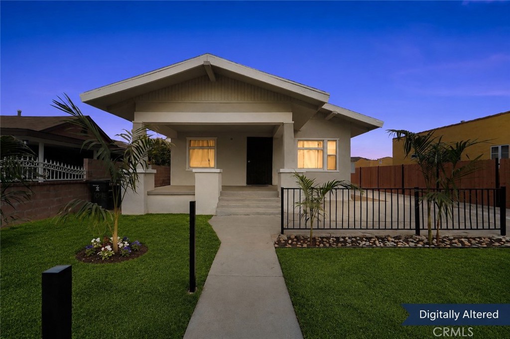 1043 W 95th Street