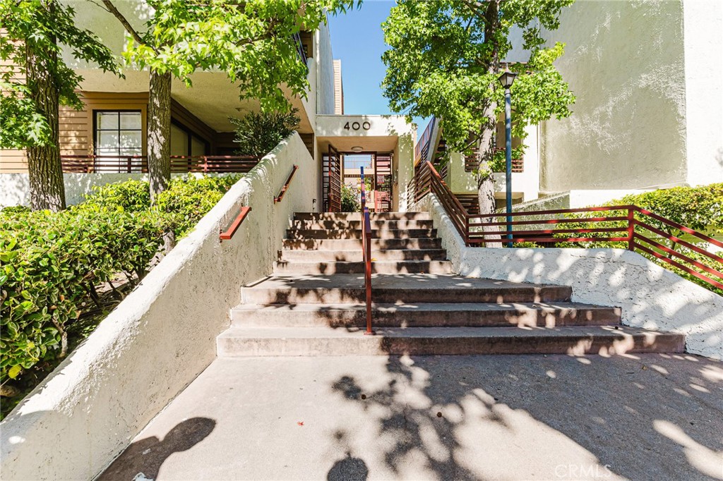 400 N Louise 303