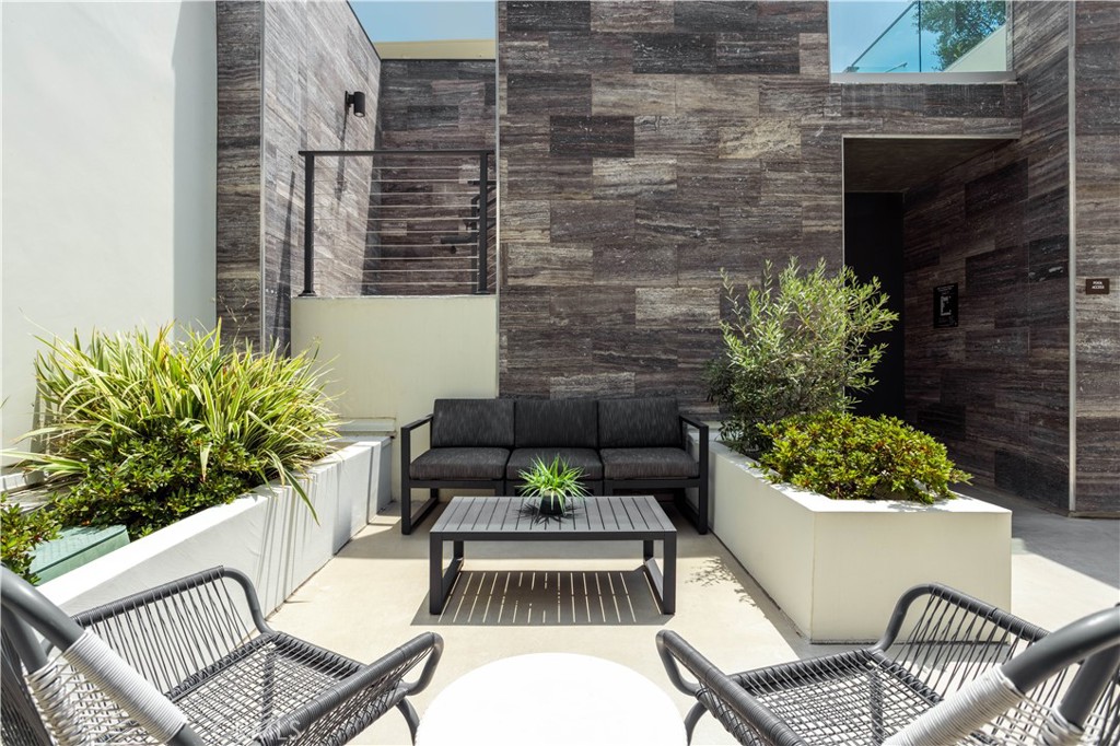 380 Cordova Street 406